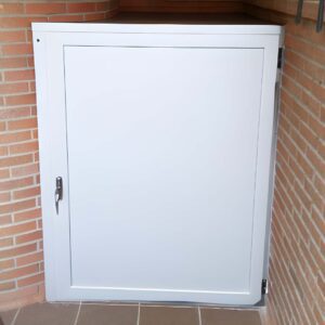 armario blanco de aluminio con tapa